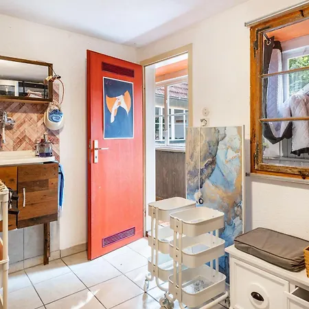 Haus Naehe Schweiz Кандерн